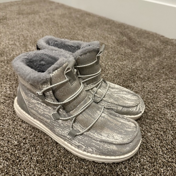 Hey Dude Booties - Picture 2 of 3